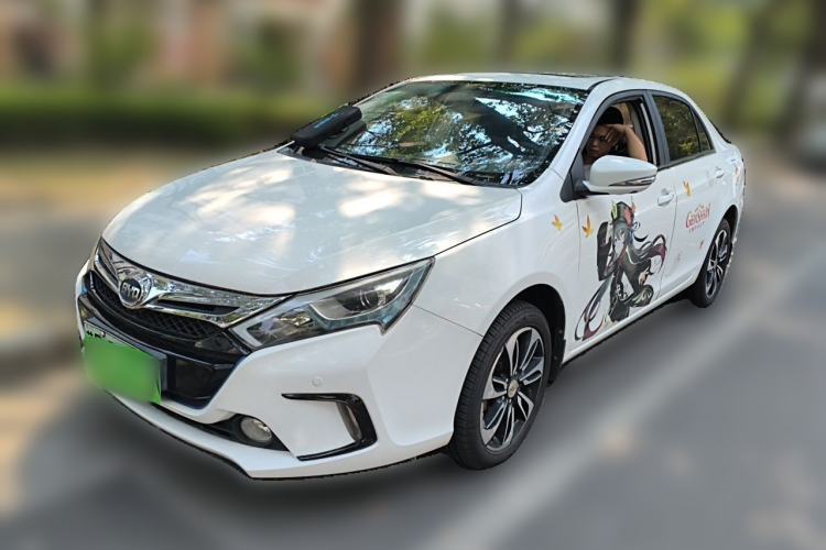 Used BYD Qin New Energy 2015 1.5T Dual-Crown Flagship Plus Edition Guazi used car, China used car export, Used car for sale, Used cars, Cheapest cars for sale