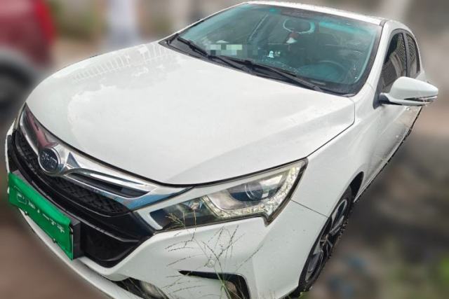 Used BYD Qin New Energy 2015 1.5T Dual-Crown Flagship Plus Edition