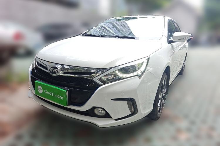 Used BYD Qin New Energy 2015 1.5T Dual-Crown Flagship Plus Edition Guazi used car, China used car export, Used car for sale, Used  cars, Cheapest cars for sale