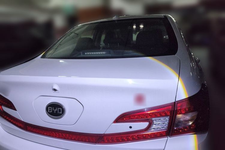 Used BYD Qin New Energy 2015 1.5T Dual-Crown Flagship Plus Edition Rear