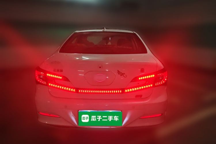 Used BYD Qin New Energy 2015 1.5T Dual-Crown Flagship Edition Rear