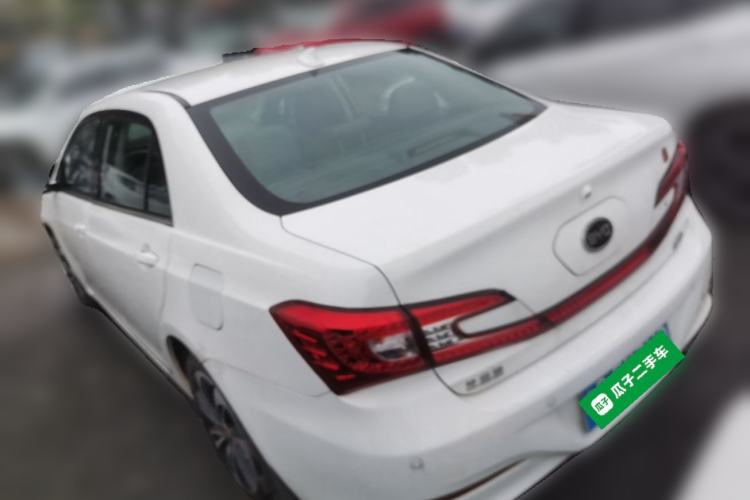 Used BYD Qin New Energy 2015 1.5T Dual-Crown Flagship Plus Edition Rear Left 45 Deg