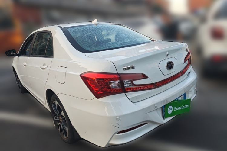 Used BYD Qin New Energy 2015 1.5T Dual-Crown Flagship Plus Edition Rear Left 45 Deg