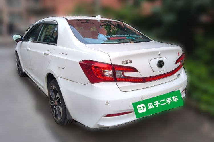 Used BYD Qin New Energy 2015 1.5T Dual-Crown Flagship Edition Rear Left 45 Deg