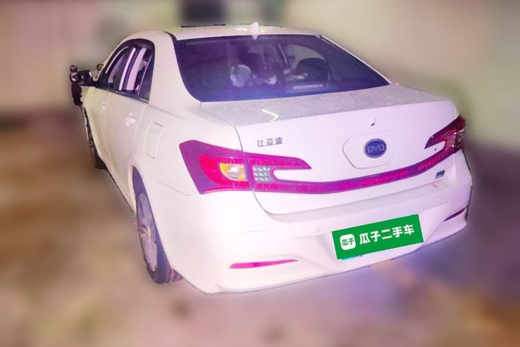 Used BYD Qin New Energy 2015 1.5T Dual-Crown Flagship Plus Edition Rear Left 45 Deg
