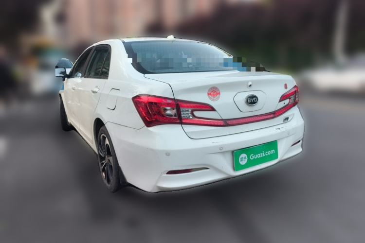 Used BYD Qin New Energy 2015 1.5T Dual-Crown Flagship Plus Edition Rear Left 45 Deg