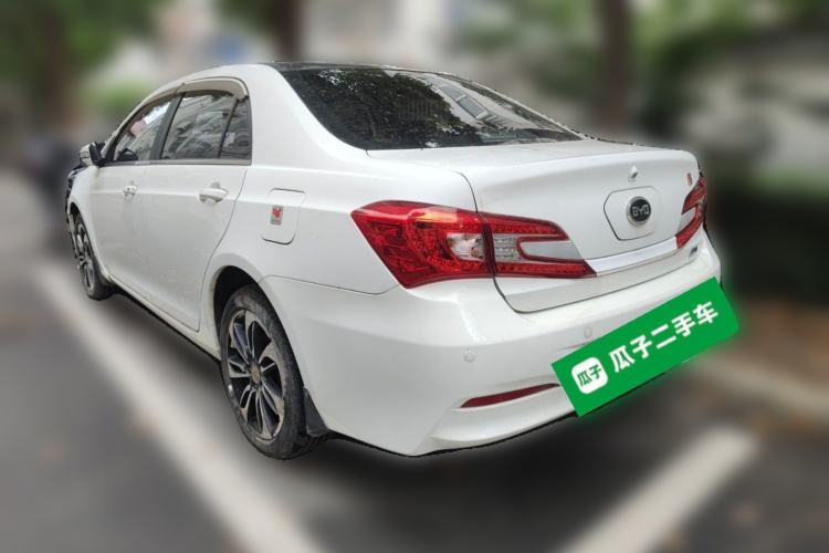 Used BYD Qin New Energy 2015 1.5T Dual-Crown Flagship Plus Edition Rear Left 45 Deg