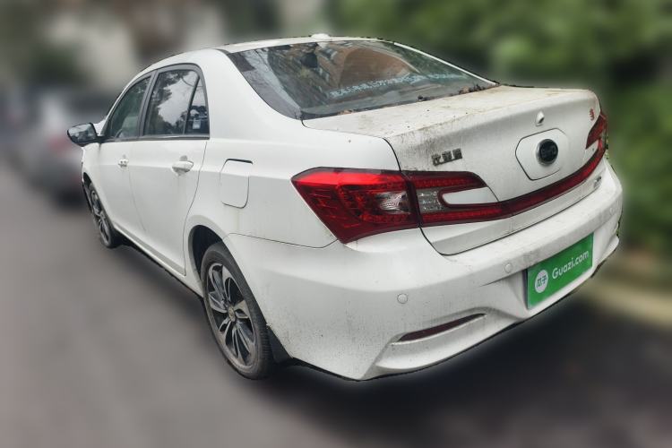Used BYD Qin New Energy 2015 1.5T Dual-Crown Flagship Plus Edition Rear Left 45 Deg
