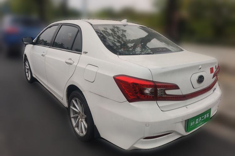 Used BYD Qin New Energy 2015 1.5T Dual-Crown Flagship Edition Rear Left 45 Deg