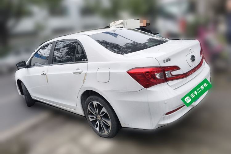 Used BYD Qin New Energy 2015 1.5T Dual-Crown Flagship Plus Edition Rear Left 45 Deg