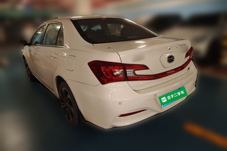 Used BYD Qin New Energy 2015 1.5T Dual-Crown Flagship Plus Edition Rear Left 45 Deg