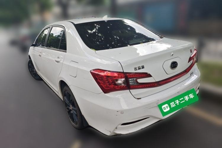 Used BYD Qin New Energy 2015 1.5T Dual-Crown Flagship Edition Rear Left 45 Deg