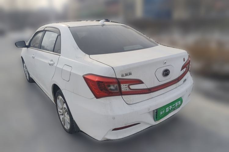 Used BYD Qin New Energy 2015 1.5T Dual-Crown Flagship Edition Rear Left 45 Deg