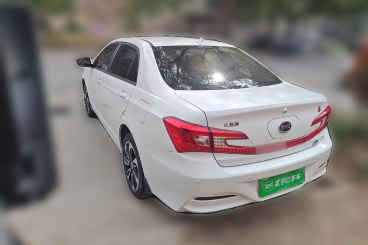 Used BYD Qin New Energy 2015 1.5T Dual-Crown Flagship Plus Edition Rear Left 45 Deg