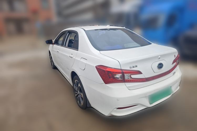 Used BYD Qin New Energy 2015 1.5T Dual-Crown Flagship Plus Edition Rear Left 45 Deg