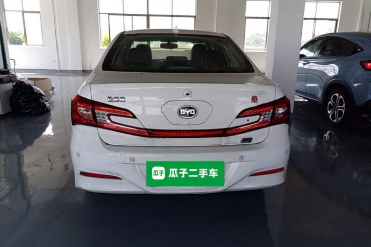 Used BYD Qin New Energy 2015 1.5T Dual-Crown Flagship Plus Edition Rear
