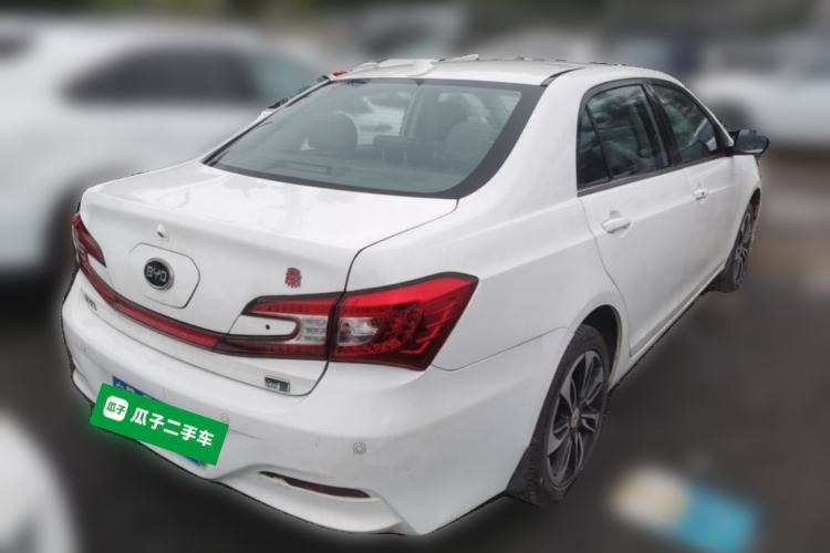 Used BYD Qin New Energy 2015 1.5T Dual-Crown Flagship Plus Edition Rear Right 45 Deg