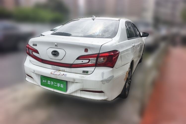 Used BYD Qin New Energy 2015 1.5T Dual-Crown Flagship Plus Edition Rear Right 45 Deg
