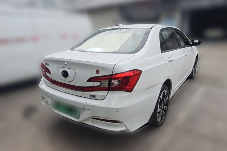 Used BYD Qin New Energy 2015 1.5T Dual-Crown Flagship Plus Edition Rear Right 45 Deg