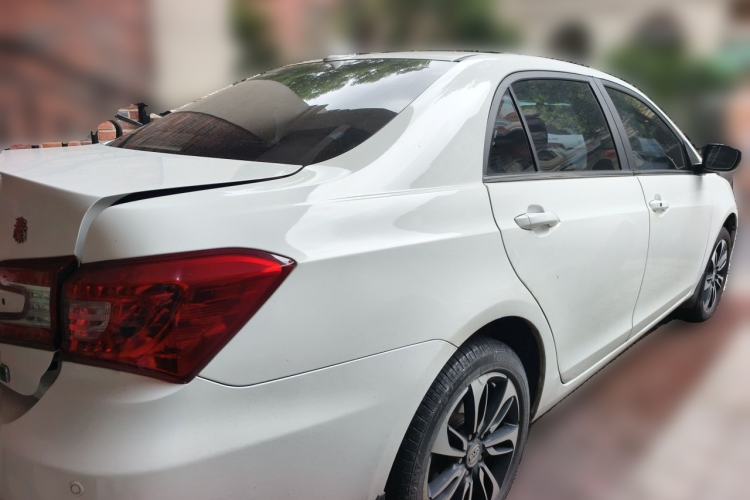 Used BYD Qin New Energy 2015 1.5T Dual-Crown Flagship Plus Edition Rear Right 45 Deg