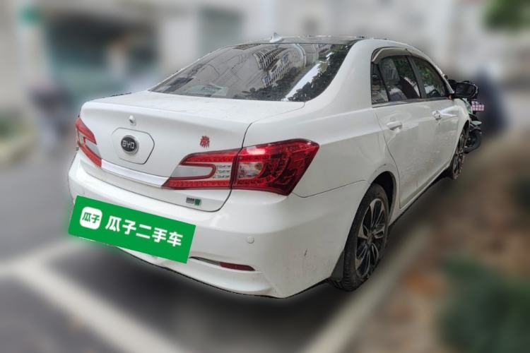 Used BYD Qin New Energy 2015 1.5T Dual-Crown Flagship Plus Edition Rear Right 45 Deg
