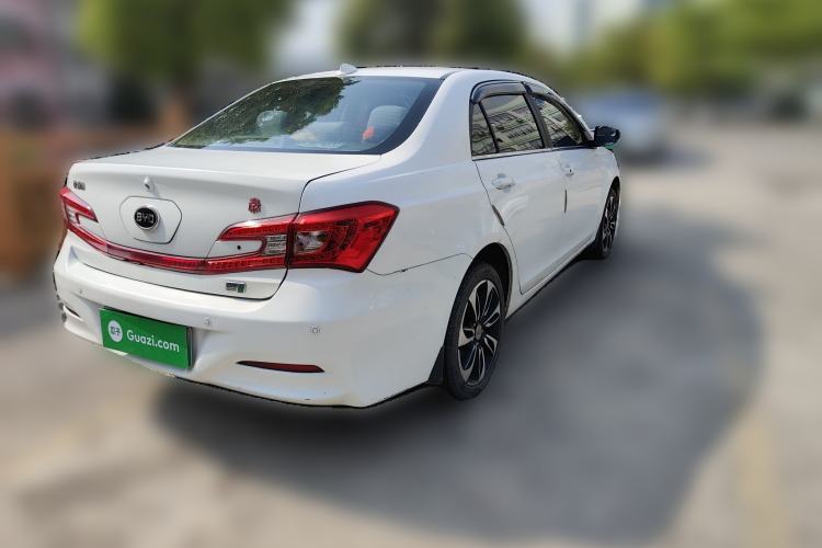 Used BYD Qin New Energy 2015 1.5T Dual-Crown Flagship Edition Rear Right 45 Deg