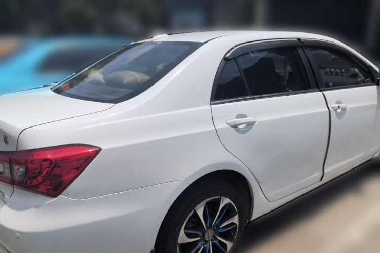 Used BYD Qin New Energy 2015 1.5T Dual-Crown Flagship Plus Edition Rear Right 45 Deg