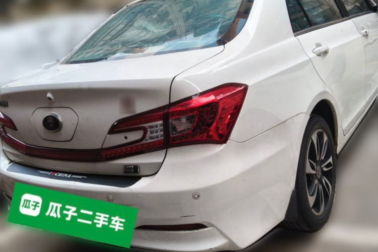 Used BYD Qin New Energy 2015 1.5T Dual-Crown Flagship Plus Edition Rear Right 45 Deg