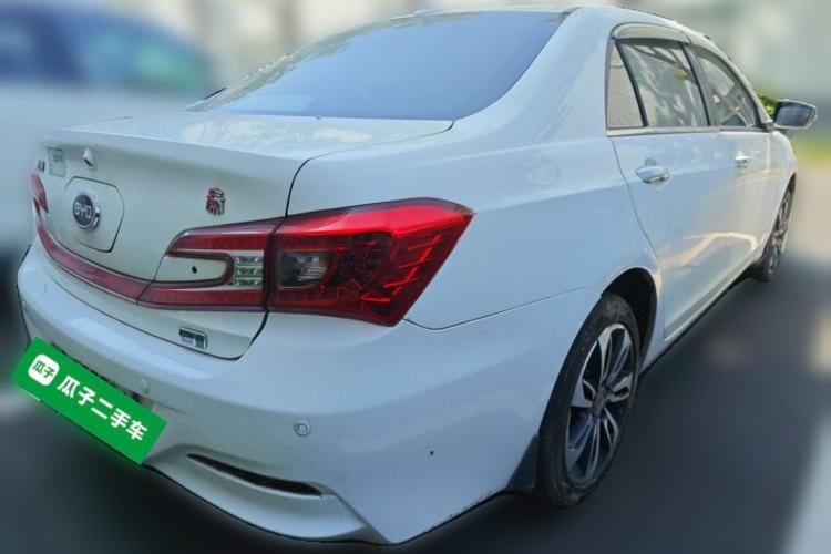 Used BYD Qin New Energy 2015 1.5T Dual-Crown Flagship Plus Edition Rear Right 45 Deg