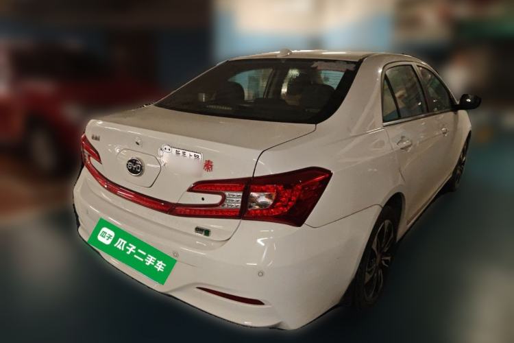 Used BYD Qin New Energy 2015 1.5T Dual-Crown Flagship Plus Edition Rear Right 45 Deg