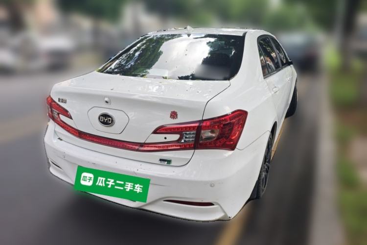 Used BYD Qin New Energy 2015 1.5T Dual-Crown Flagship Edition Rear Right 45 Deg