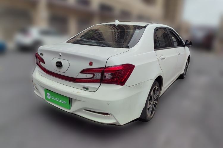 Used BYD Qin New Energy 2015 1.5T Dual-Crown Flagship Edition Rear Right 45 Deg