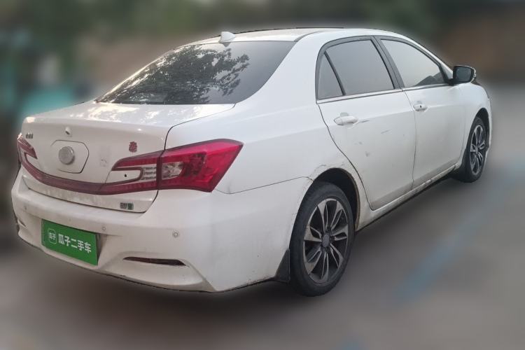 Used BYD Qin New Energy 2015 1.5T Dual-Crown Flagship Plus Edition Rear Right 45 Deg