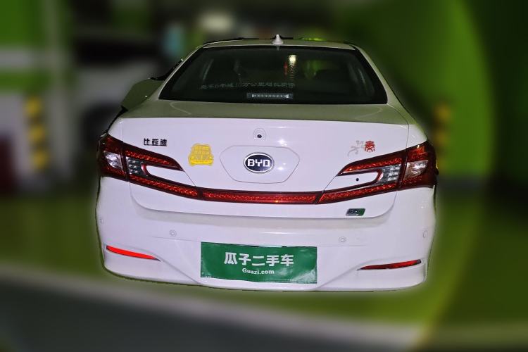 Used BYD Qin New Energy 2015 1.5T Dual-Crown Flagship Edition Rear