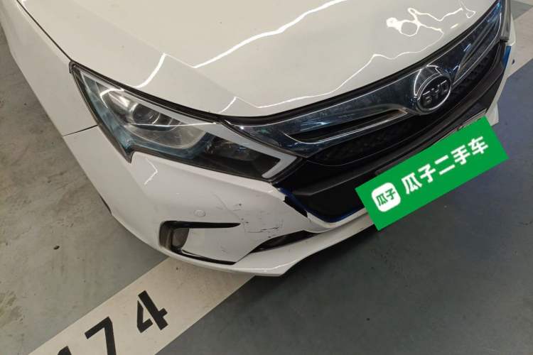 Used BYD Qin New Energy 2015 1.5T Dual-Crown Flagship Edition Right Front Headlight