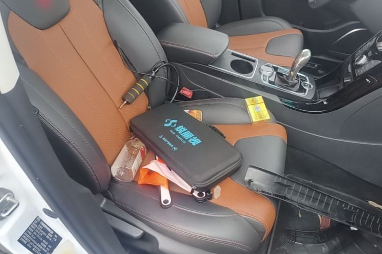 Used BYD Qin New Energy 2015 1.5T Dual-Crown Flagship Edition Right Front Seat