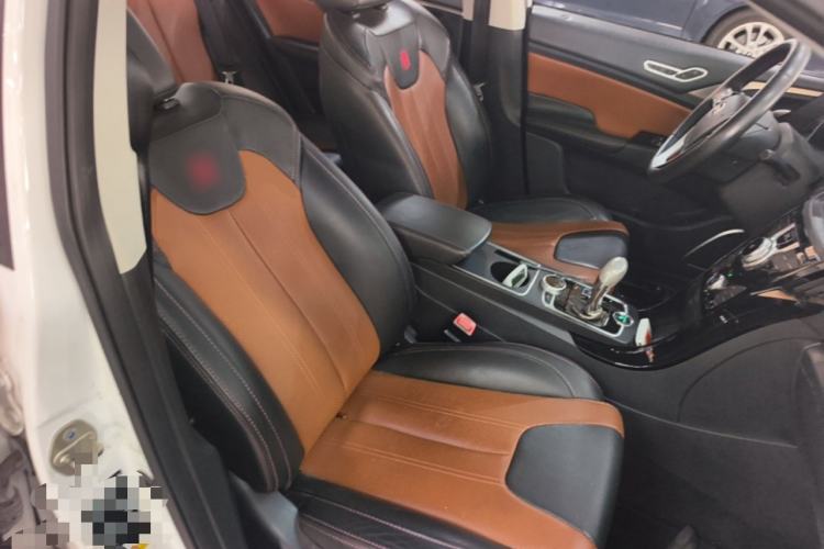 Used BYD Qin New Energy 2015 1.5T Dual-Crown Flagship Edition Right Front Seat