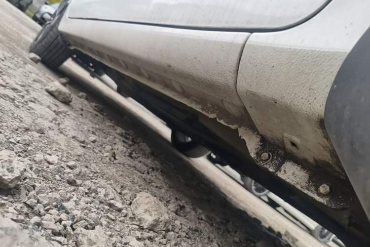 Used BYD Qin New Energy 2015 1.5T Dual-Crown Flagship Edition Right Side Sill