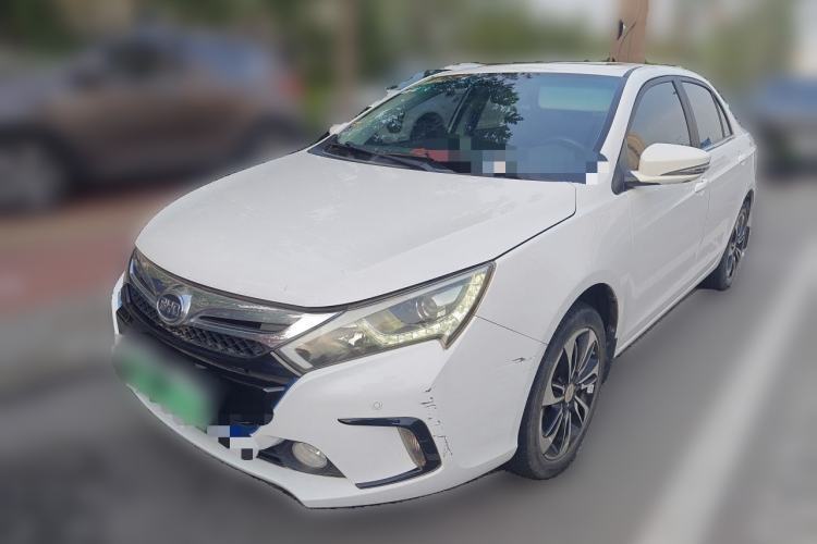 Used BYD Qin New Energy 2015 1.5T Dual-Crown Flagship Plus Edition Guazi used car, China used car export, Used car for sale, Used cars, Cheapest cars for sale