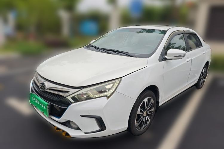 Used BYD Qin New Energy 2015 1.5T Dual-Crown Flagship Plus Edition Guazi used car, China used car export, Used car for sale, Used  cars, Cheapest cars for sale