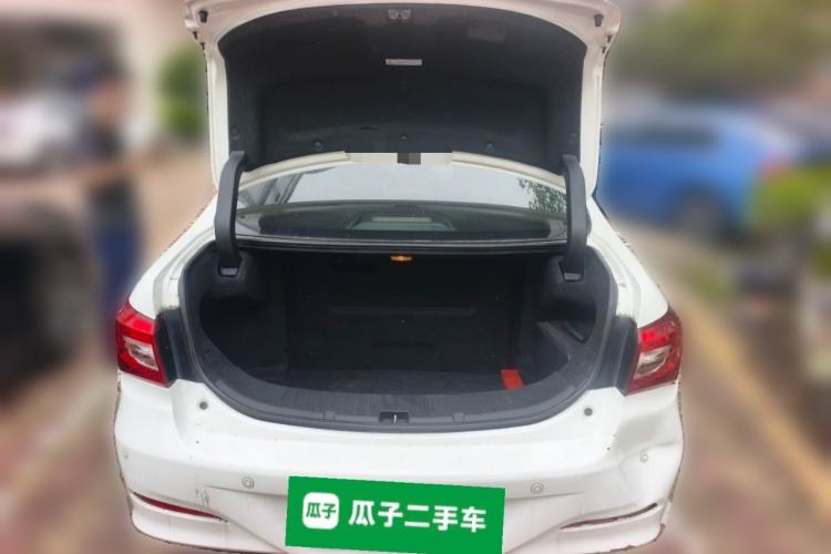 Used BYD Qin New Energy 2015 1.5T Dual-Crown Flagship Plus Edition Trunk