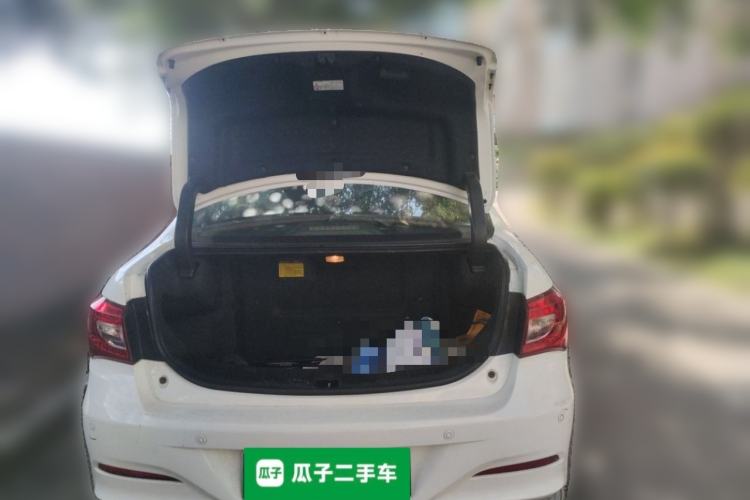 Used BYD Qin New Energy 2015 1.5T Dual-Crown Flagship Edition Trunk