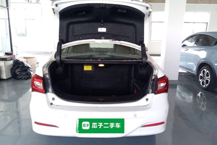 Used BYD Qin New Energy 2015 1.5T Dual-Crown Flagship Plus Edition Trunk