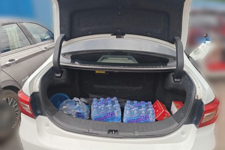 Used BYD Qin New Energy 2015 1.5T Dual-Crown Flagship Plus Edition Trunk
