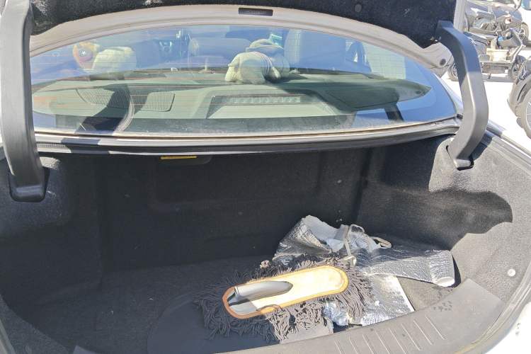 Used BYD Qin New Energy 2015 1.5T Dual-Crown Flagship Edition Trunk