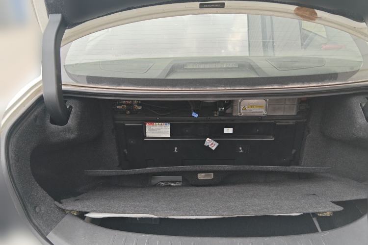 Used BYD Qin New Energy 2015 1.5T Dual-Crown Flagship Plus Edition Trunk