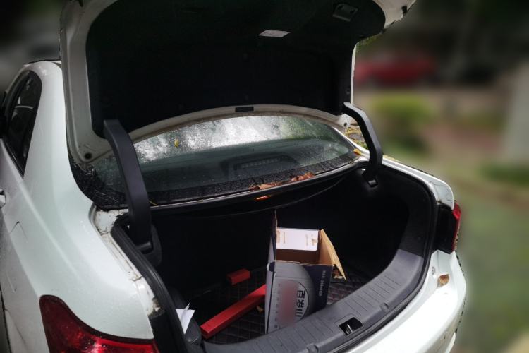 Used BYD Qin New Energy 2015 1.5T Dual-Crown Flagship Edition Trunk