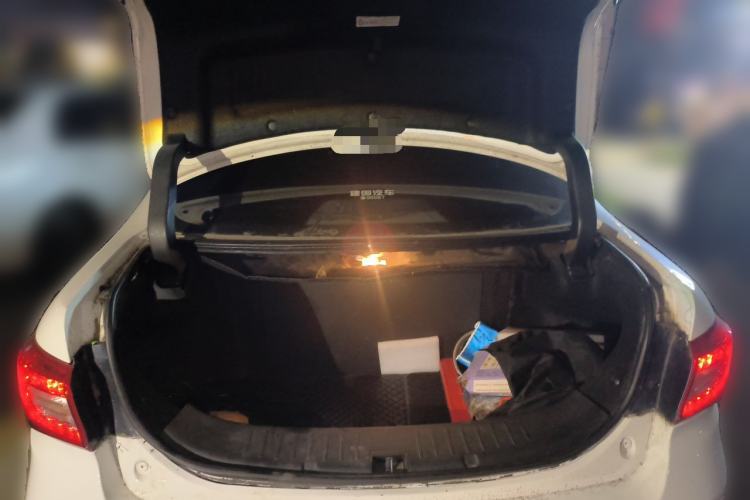 Used BYD Qin New Energy 2015 1.5T Dual-Crown Flagship Edition Trunk