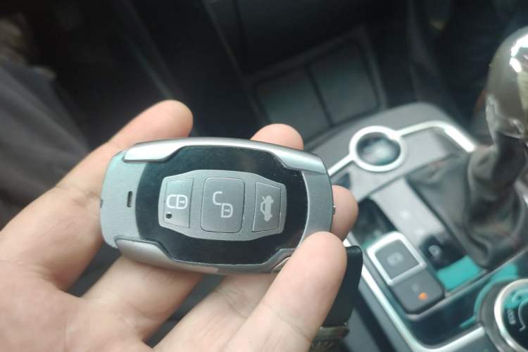 Used BYD Qin New Energy 2015 1.5T Dual-Crown Flagship Plus Edition Vehicle Key