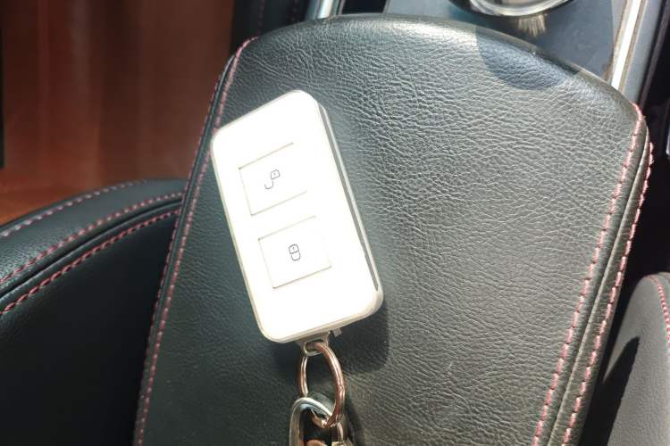 Used BYD Qin New Energy 2015 1.5T Dual-Crown Flagship Plus Edition Vehicle Key